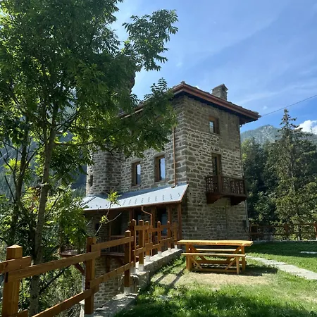 Il Castello Nel Bosco, Appartamento Torrente Champorcher Exterior photo